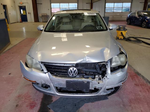 WVWJK73CX9P034657 - 2009 VOLKSWAGEN PASSAT TURBO SILVER photo 5