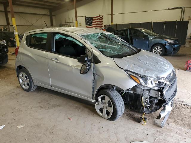 KL8CB6SA3MC217636 - 2021 CHEVROLET SPARK LS SILVER photo 4