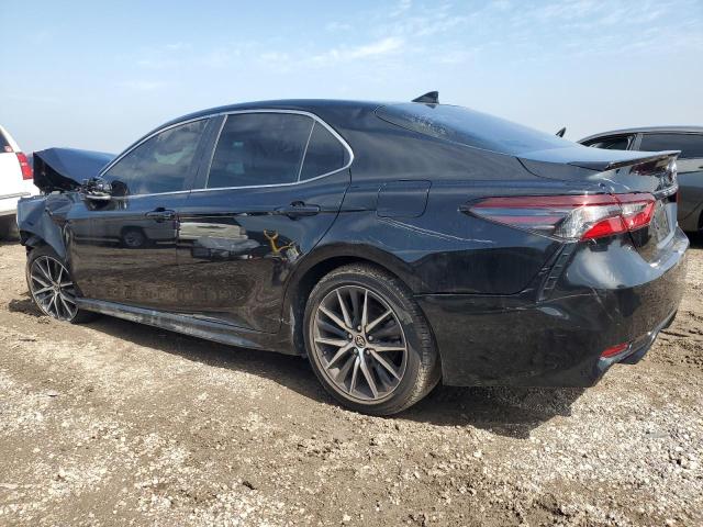 4T1G11AK7RU921795 - 2024 TOYOTA CAMRY SE NIGHT SHADE BLACK photo 2