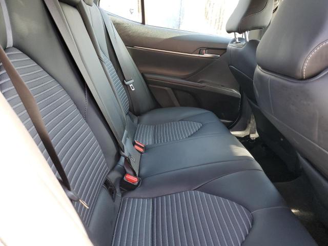 4T1G11AK8PU797825 - 2023 TOYOTA CAMRY SE NIGHT SHADE WHITE photo 10