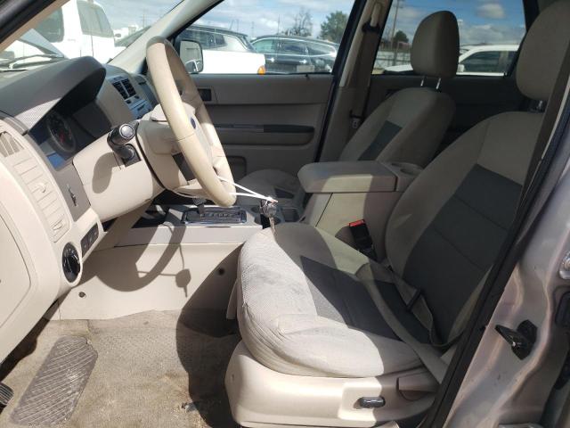 1FMCU03148KA04148 - 2008 FORD ESCAPE XLT SILVER photo 7