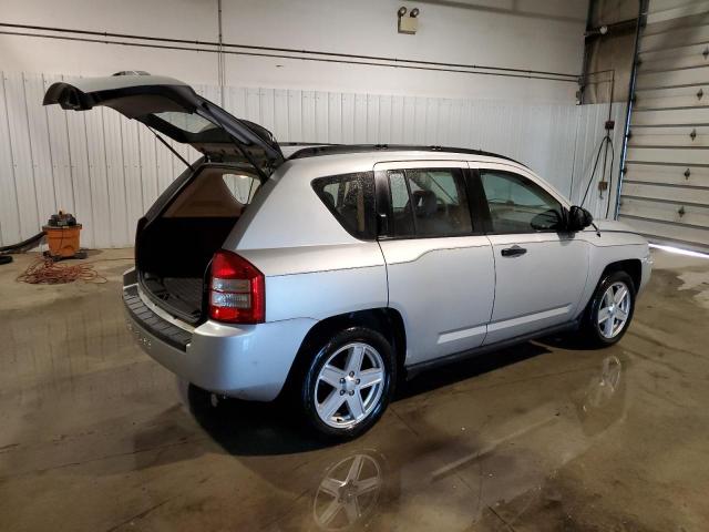 1J8FF47W57D256480 - 2007 JEEP COMPASS SILVER photo 3