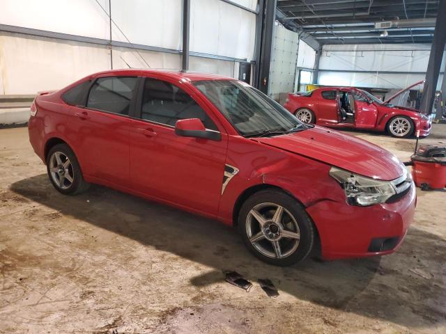 1FAHP35N28W194632 - 2008 FORD FOCUS SE RED photo 4