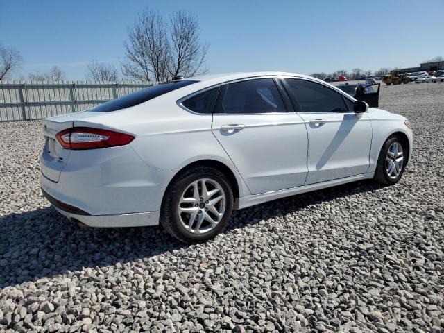 1FA6P0HD4F5109723 - 2015 FORD FUSION SE WHITE photo 3