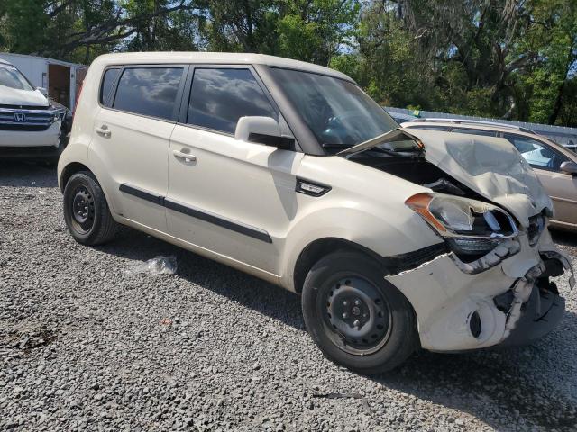 KNDJT2A52D7562237 - 2013 KIA SOUL CREAM photo 4