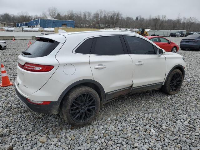 5LMCJ3D97HUL52283 - 2017 LINCOLN MKC RESERVE WHITE photo 3