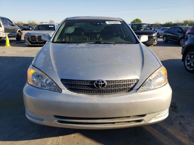 4T1BE32K24U789269 - 2004 TOYOTA CAMRY LE SILVER photo 5