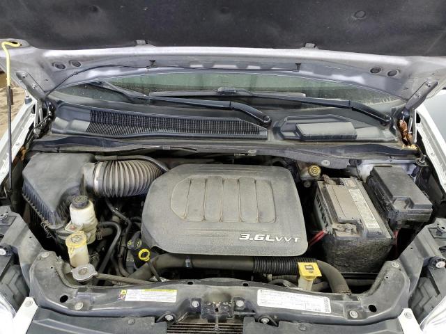 2A4RR8DGXBR667812 - 2011 CHRYSLER TOWN & COU TOURING L SILVER photo 12