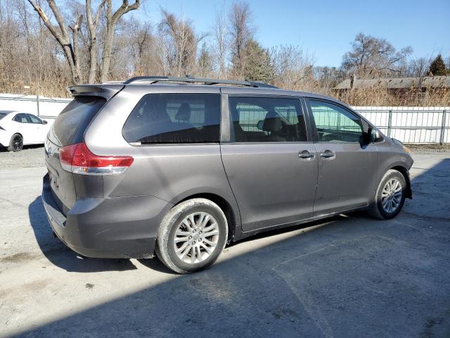 5TDYK3DC3ES524458 - 2014 TOYOTA SIENNA XLE GRAY photo 3