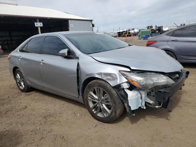 4T1BF1FK2HU794800 - 2017 TOYOTA CAMRY LE SILVER photo 4