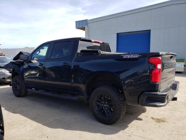 3GCPYFED3LG447783 - 2020 CHEVROLET SILVERADO K1500 LT TRAIL BOSS BLACK photo 2