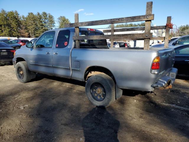 5TBBN44112S301955 - 2002 TOYOTA TUNDRA ACCESS CAB SR5 SILVER photo 2