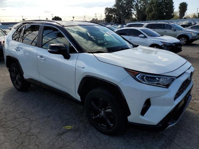 JTMEWRFV3KJ014838 - 2019 TOYOTA RAV4 XSE WHITE photo 4