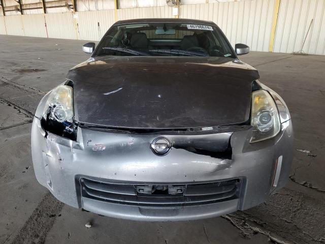 JN1BZ34D58M700049 - 2008 NISSAN 350Z COUPE GRAY photo 5