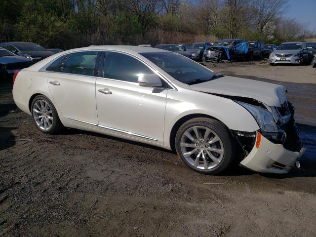 2G61M5S30F9225050 - 2015 CADILLAC XTS LUXURY COLLECTION WHITE photo 4