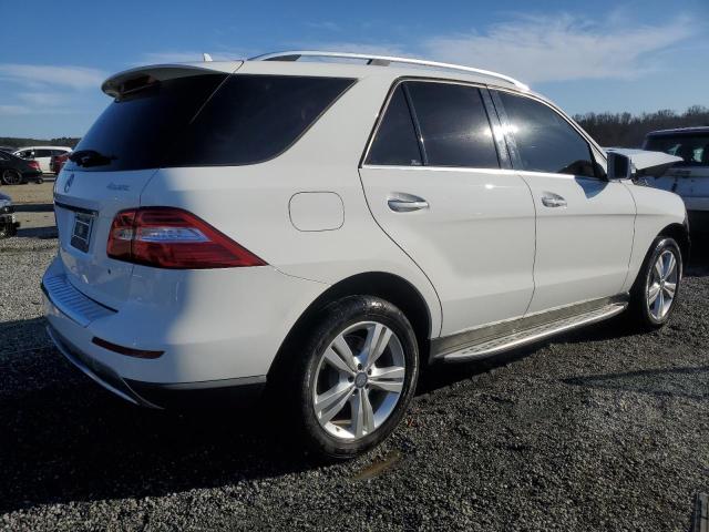 4JGDA5HB7FA546715 - 2015 MERCEDES-BENZ ML 350 4MATIC WHITE photo 3