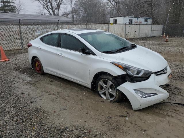 5NPDH4AE7GH769863 - 2016 HYUNDAI ELANTRA SE WHITE photo 4