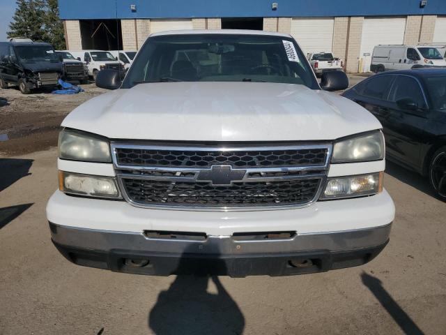 2GCEK13T161165130 - 2006 CHEVROLET SILVERADO K1500 WHITE photo 5