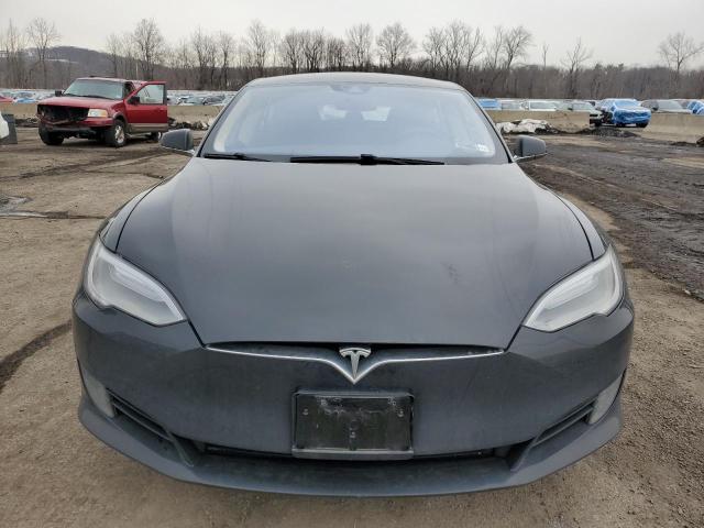 5YJSA1E11GF159490 - 2016 TESLA MODEL S შავი ფოტო 5