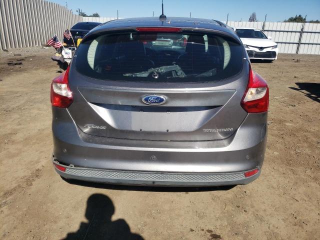 1FADP3N22EL198505 - 2014 FORD FOCUS TITANIUM GRAY photo 6