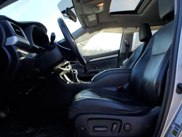 5TDJKRFH7FS148698 - 2015 TOYOTA HIGHLANDER XLE 银色 照片 7