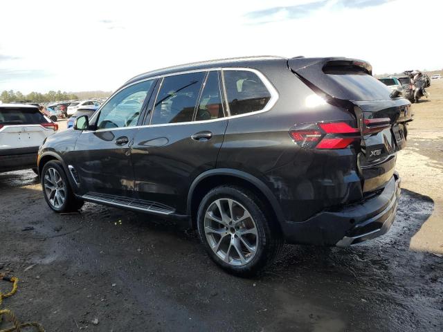 5UX23EU01R9T95966 - 2024 BMW X5 XDRIVE40I BLACK photo 2