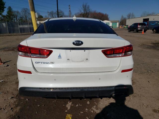 5XXGT4L35KG326607 - 2019 KIA OPTIMA LX WHITE photo 6