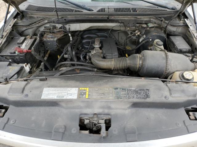 1FTRF17223NA45354 - 2003 FORD F150 SILVER photo 11