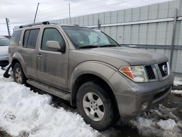 5N1AR18W05C705763 - 2005 NISSAN PATHFINDER LE 金色 照片 4