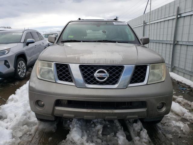 5N1AR18W05C705763 - 2005 NISSAN PATHFINDER LE 金色 照片 5