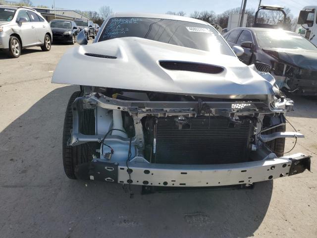 2C3CDZFJ7PH582582 - 2023 DODGE CHALLENGER R/T SCAT PACK SILVER photo 5