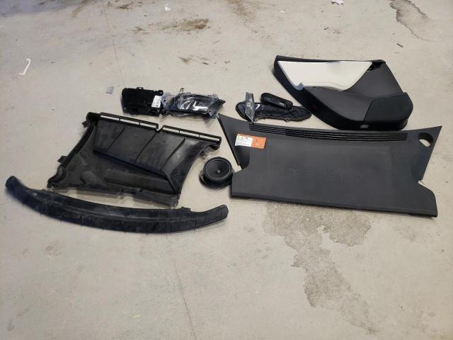 5YJSA1E23HF230439 - 2017 TESLA MODEL S 银色 照片 12