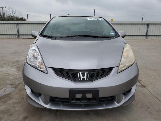 JHMGE8H61AC023969 - 2010 HONDA FIT SPORT GRAY photo 5