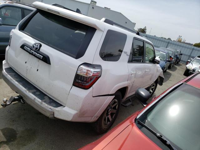 JTEBU5JR1L5800591 - 2020 TOYOTA 4RUNNER SR5/SR5 PREMIUM WHITE photo 3