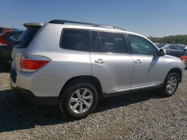 5TDZA3EH2DS040989 - 2013 TOYOTA HIGHLANDER BASE فضي صورة 3