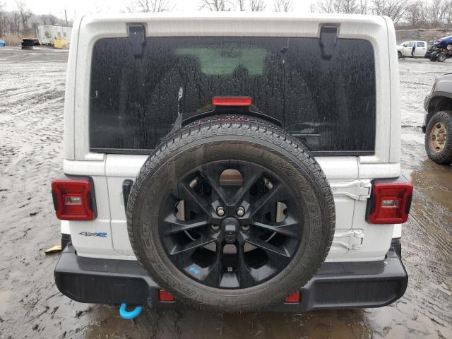 1C4JJXP69NW228331 - 2022 JEEP WRANGLER U SAHARA 4XE WHITE photo 6