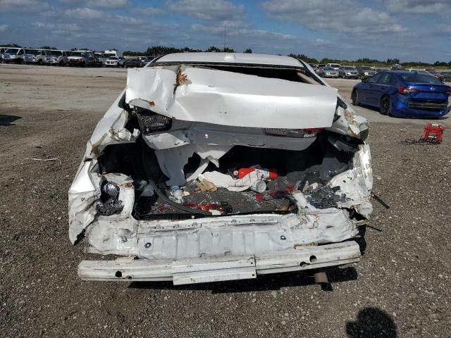 1HGCM56884A140102 - 2004 HONDA ACCORD EX WHITE photo 6