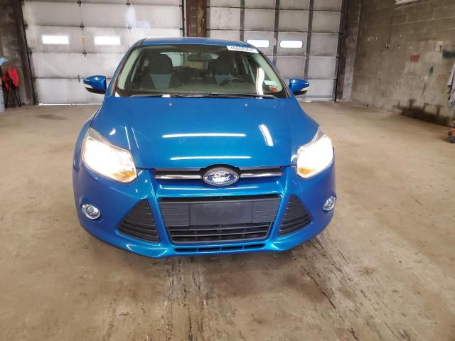 1FADP3K23EL263219 - 2014 FORD FOCUS SE BLUE photo 5