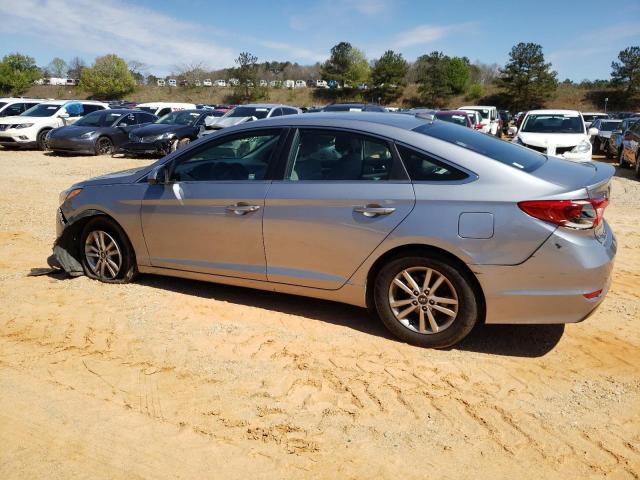 5NPE24AF1HH588158 - 2017 HYUNDAI SONATA SE SILVER photo 2