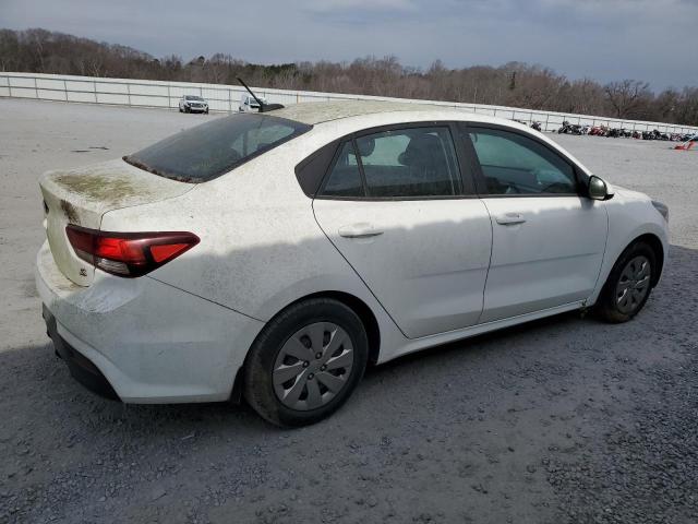 3KPA24AB8JE058467 - 2018 KIA RIO LX WHITE photo 3
