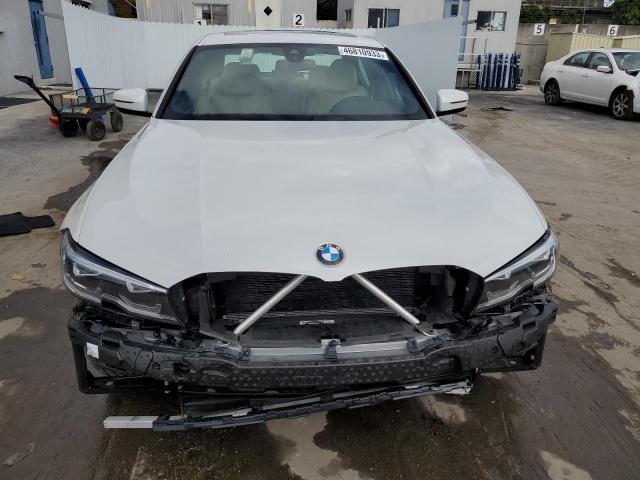 3MW5R7J06N8C61775 - 2022 BMW 330XI WHITE photo 5