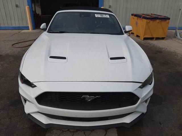 1FATP8UH6N5104726 - 2022 FORD MUSTANG WHITE photo 5