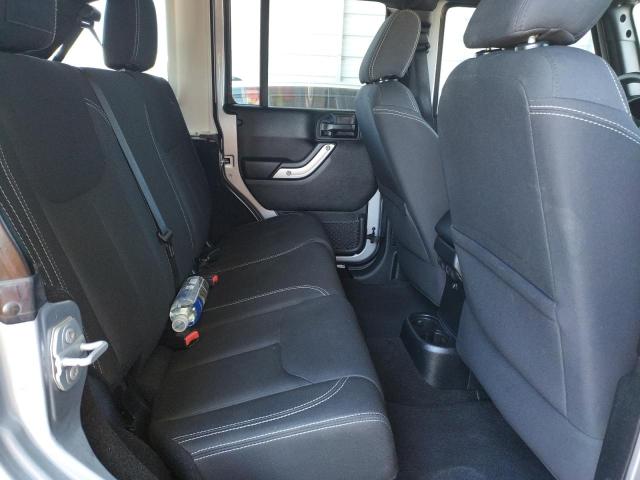 1C4BJWEG8GL132558 - 2016 JEEP WRANGLER U SAHARA GRAY photo 10