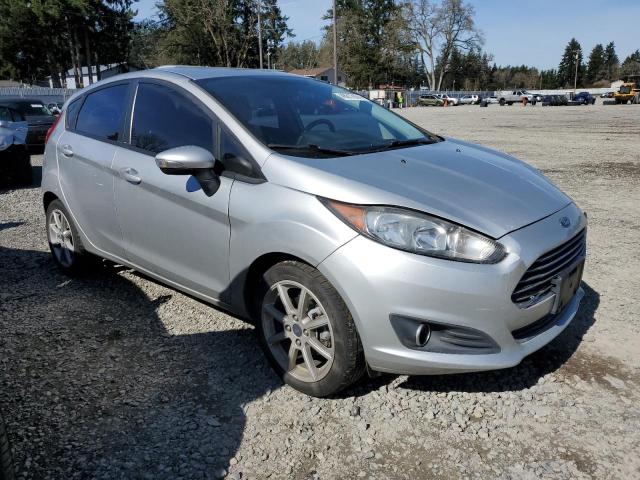 3FADP4EJ6GM175324 - 2016 FORD FIESTA SE SILVER photo 4