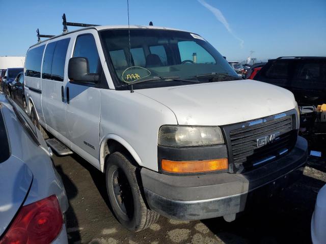 1GJHG39U531204354 - 2003 GMC SAVANA G3500 WHITE photo 4