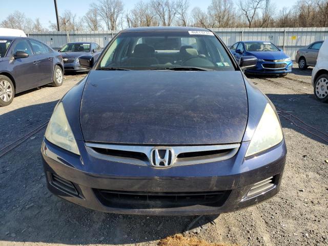 1HGCM55396A061563 - 2006 HONDA ACCORD SE BLUE photo 5