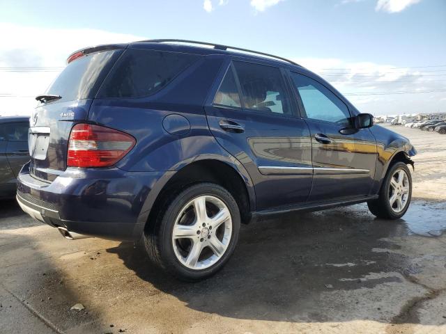 4JGBB86E28A310916 - 2008 MERCEDES-BENZ ML 350 BLUE photo 3