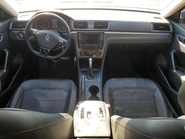 1VWDT7A30HC046056 - 2017 VOLKSWAGEN PASSAT R-LINE შავი ფოტო 8