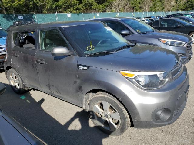 KNDJN2A27H7438938 - 2017 KIA SOUL GRAY photo 4