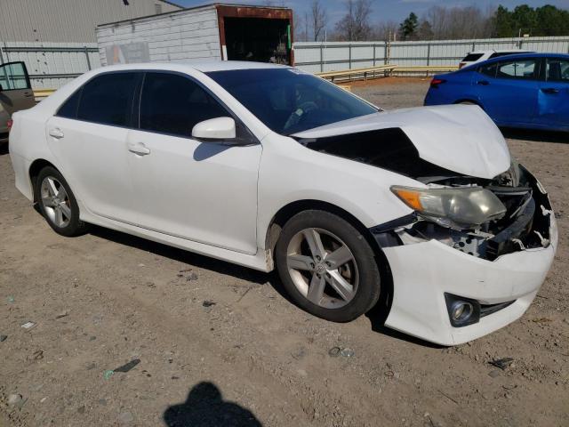 4T1BF1FK0CU576525 - 2012 TOYOTA CAMRY BASE WHITE photo 4